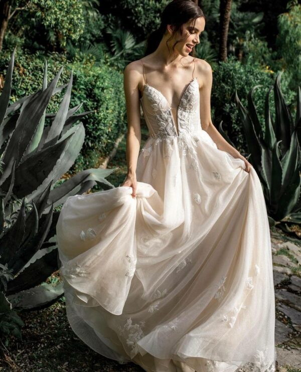 Brautkleid von Ari Vilosso - Laura