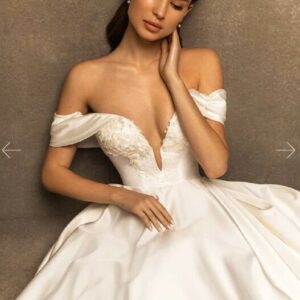 Brautkleid von Ari Vilosso - Nila